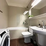 Air-conditioned Studio, Close To Centre & Tram Stop Apartmán