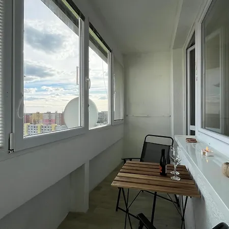 Air-conditioned Studio, Close To Centre & Tram Stop Apartman *